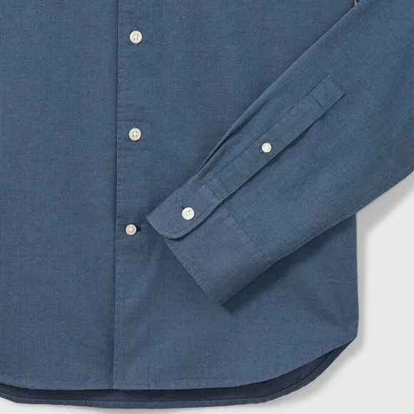 Long Sleeve Textured Button-Down Shirt - Brand New - NEVER WORN - Blue